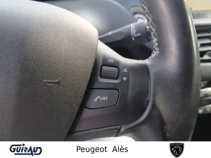Photo 15 Peugeot 2008  PureTech 110ch S&S EAT6