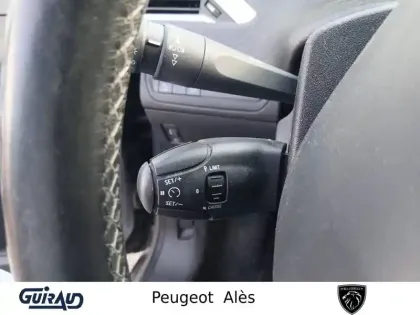 Photo 17 Peugeot 2008  PureTech 110ch S&S EAT6