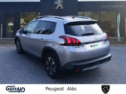 Photo 7 Peugeot 2008  PureTech 110ch S&S EAT6