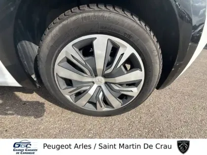 Photo 11 Peugeot 208  Electrique 50 kWh 136ch