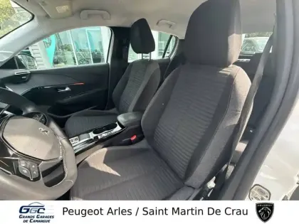Photo 8 Peugeot 208  Electrique 50 kWh 136ch
