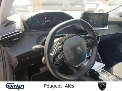 Photo 8 Peugeot 208  Electrique 50 kWh 136ch