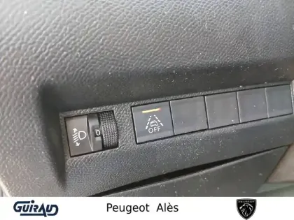 Photo 18 Peugeot 208  Electrique 50 kWh 136ch