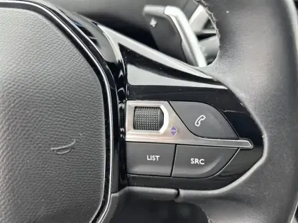 Photo 42 Peugeot 3008  Hybrid 225 e-EAT8