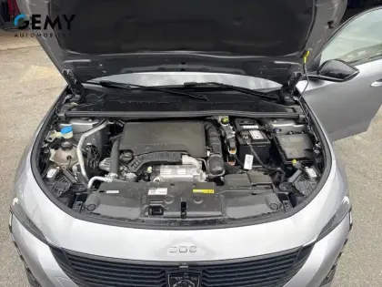 Photo 11 Peugeot 308  PureTech 130ch S&S BVM6