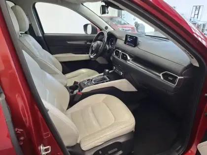 Photo 14 Mazda Cx-5  2.2L Skyactiv-D 175 ch 4x4 BVA