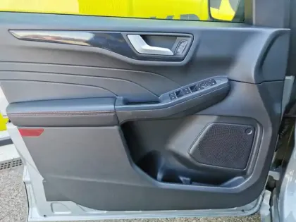Photo 12 Ford Kuga Hybrid ST-Line 2.5 Duratec 190