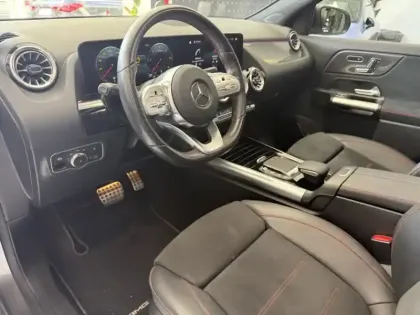 Photo 8 Mercedes GLA 200 d AMG Line
