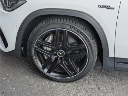 Photo 8 Mercedes GLA 35 4MATIC