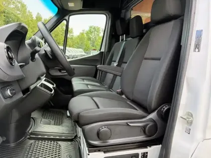 Photo 21 Mercedes Sprinter 317 CDI Fourgon standard 37 L2