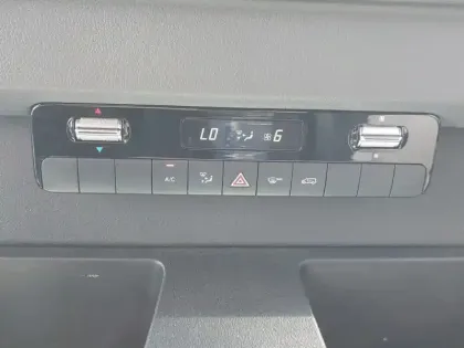 Photo 8 Mercedes Sprinter 317 CDI Fourgon 37 L2H2 170ch 