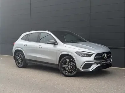 Photo 5 Mercedes GLA 250 e Hybrid 