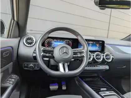 Photo 11 Mercedes GLA 200 d 