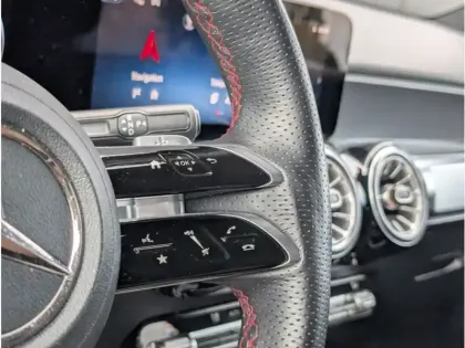Photo 12 Mercedes GLB 200 d 