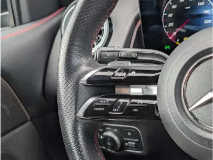Photo 11 Mercedes GLB 200 d 