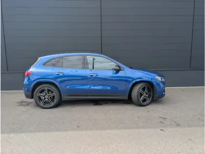 Photo 5 Mercedes GLA 180 