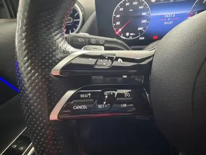 Photo 15 Mercedes GLA 180 d AMG Line