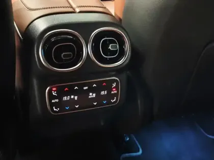 Photo 19 Mercedes GLC  400 e Hybrid EQ 4MATIC  Co