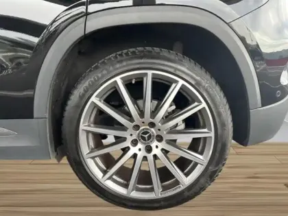 Photo 8 Mercedes GLA 200 d AMG Line