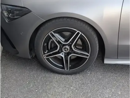 Photo 8 Mercedes CLA 200 d