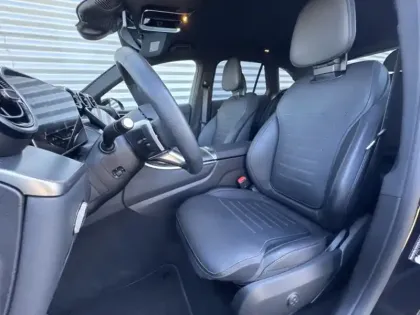 Photo 18 Mercedes GLC  220 d 4MATIC AMG Line