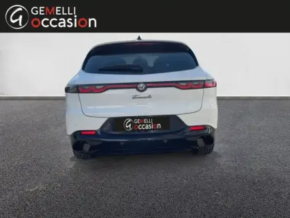 Photo 14 Alfa Romeo Tonale  1.5 Hybrid 160ch Veloce TCT