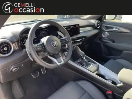 Photo 7 Alfa Romeo Tonale  1.5 Hybrid 160ch Veloce TCT