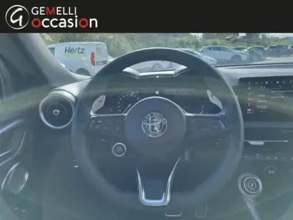 Photo 9 Alfa Romeo Tonale  1.5 Hybrid 160ch Veloce TCT