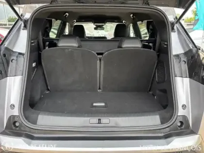 Photo 5 Peugeot 5008  Hybrid 145ch Allure e-DCS6
