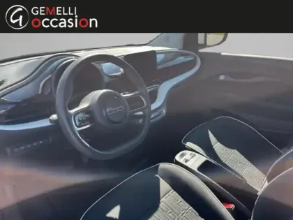 Photo 12 Fiat 500  e 95ch Action Plus berline  MY22 23.8 kWh