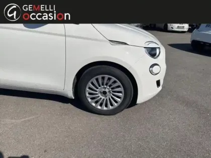 Photo 5 Fiat 500  e 95ch Action Plus berline  MY22 23.8 kWh