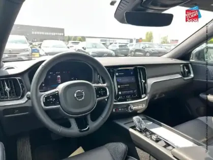 Photo 14 Volvo V60  B3 163ch Plus Style Dark DCT 7