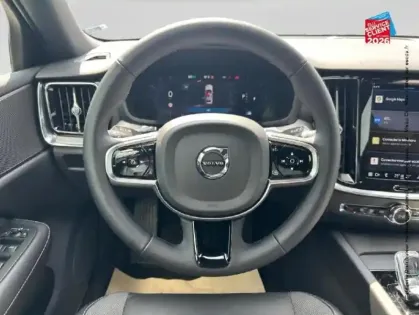 Photo 11 Volvo V60  B3 163ch Plus Style Dark DCT 7