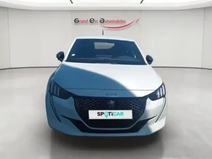 Photo 9 Peugeot 208  1.2 PureTech 130ch S&S GT Line EAT8 7cv