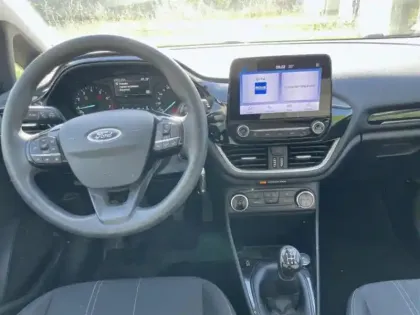 Photo 9 Ford Fiesta  1.1 85ch Cool & Connect 5p Euro6.2