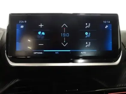 Photo 14 Peugeot 2008  1.2 PureTech 130ch S&S GT EAT8
