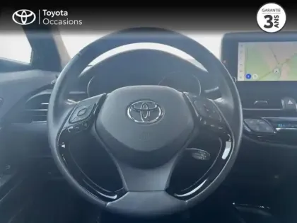 Photo 8 Toyota C-HR  1.8 Hybride 122ch Design E-CVT