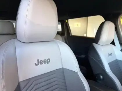 Photo 6 Jeep Compass  Electrique 213ch 74kWh First Edition