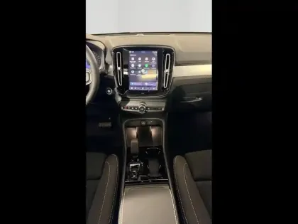 Photo 13 Volvo XC40  B3 163ch Black Edition DCT 7