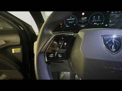 Photo 13 Peugeot 5008  Hybrid 136ch Allure e-DCS6