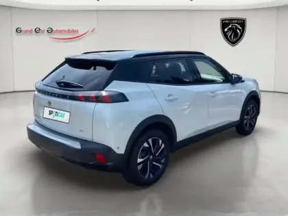 Photo 5 Peugeot 2008  e- 136ch GT