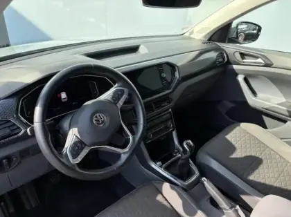 Photo 12 Volkswagen T-cross  1.0 TSI 115ch Carat