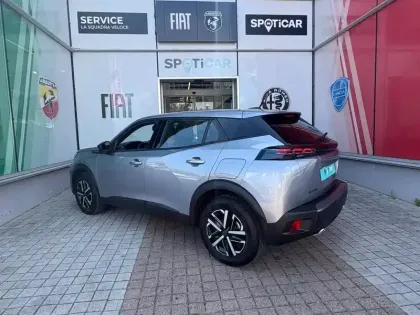 Photo 5 Peugeot 2008  1.2 Hybrid 145ch Style e-DCS6