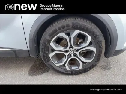 Photo 8 Renault Captur  1.6 E-Tech hybride 145ch Intens