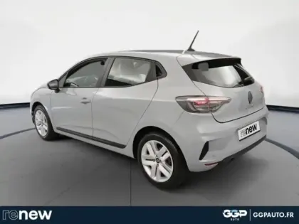 Photo 17 Renault Clio  1.5 dCi 100ch Evolution - 25