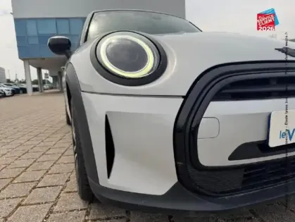 Photo 12 Mini Mini  5 Portes Cooper 136ch Edition Premium BVA7