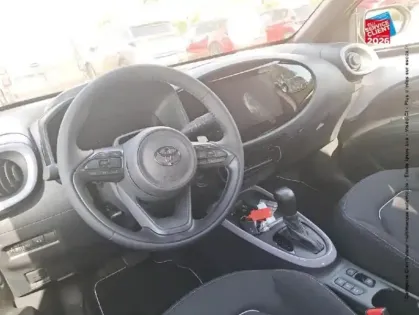 Photo 14 Toyota Aygo X  116h Graphic