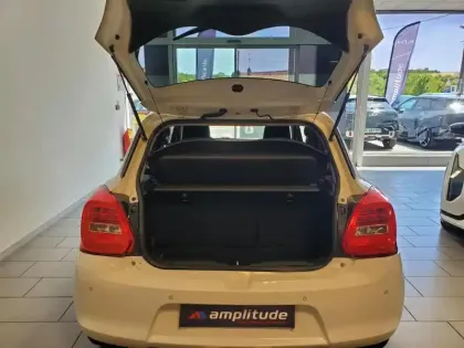 Photo 13 Suzuki Swift  1.2 Hybrid 83ch Privilège