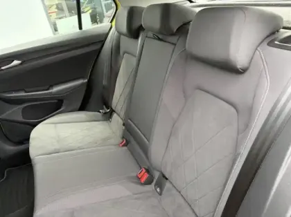 Photo 6 Volkswagen Golf  1.5 eTSI EVO2 150ch Style DSG7