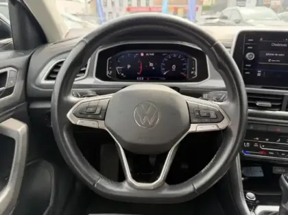 Photo 10 Volkswagen T-roc  1.5 TSI EVO 150ch Style DSG7